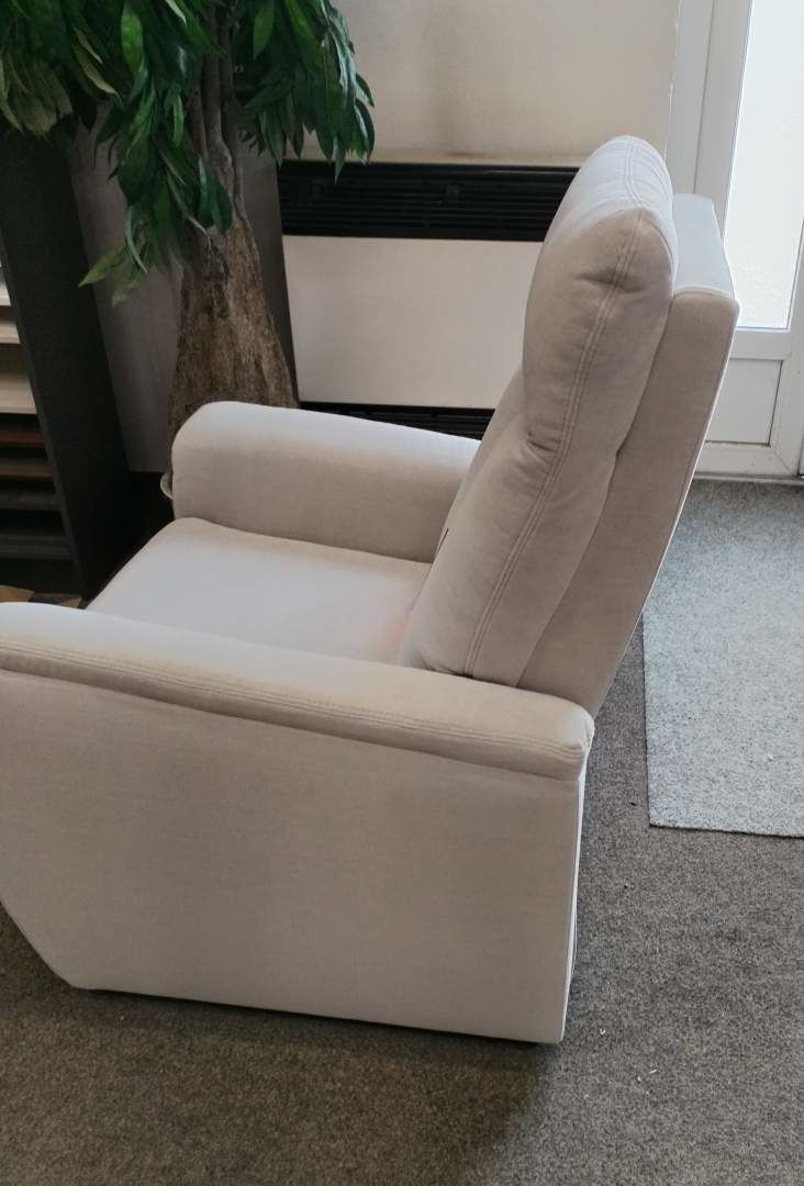 Relaxační křeslo TAPIO XXL  SKLADEM