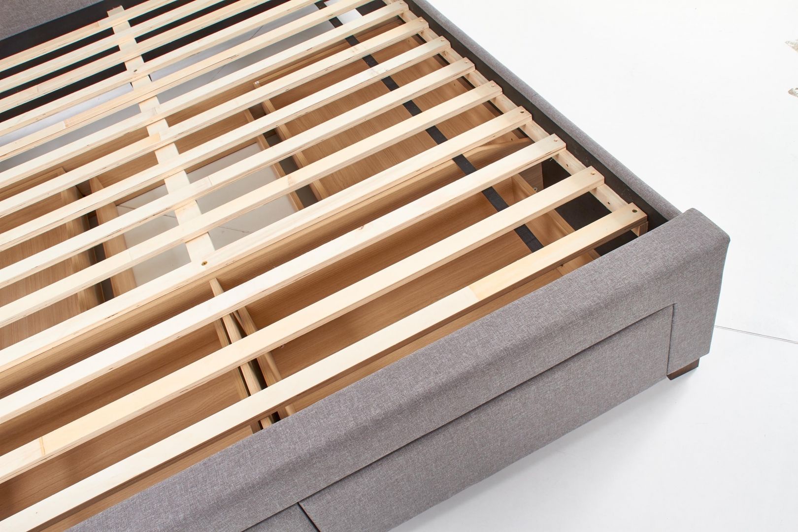 Manželská postel MODENA 160