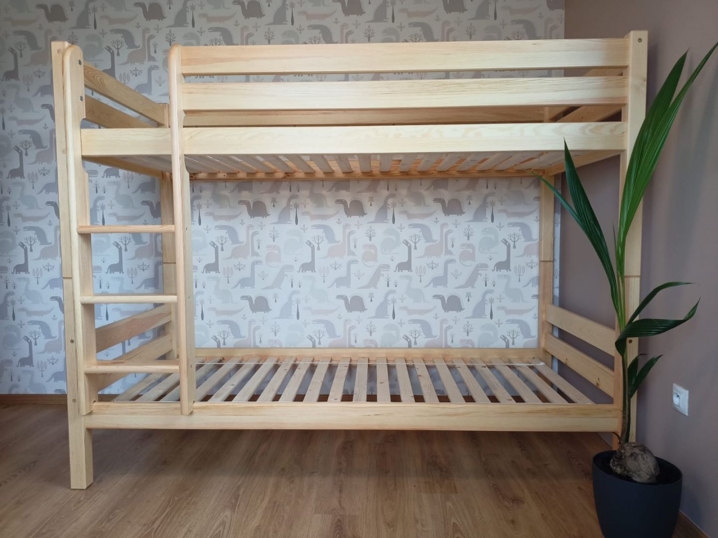 Patrová postel z masivu LK136 80